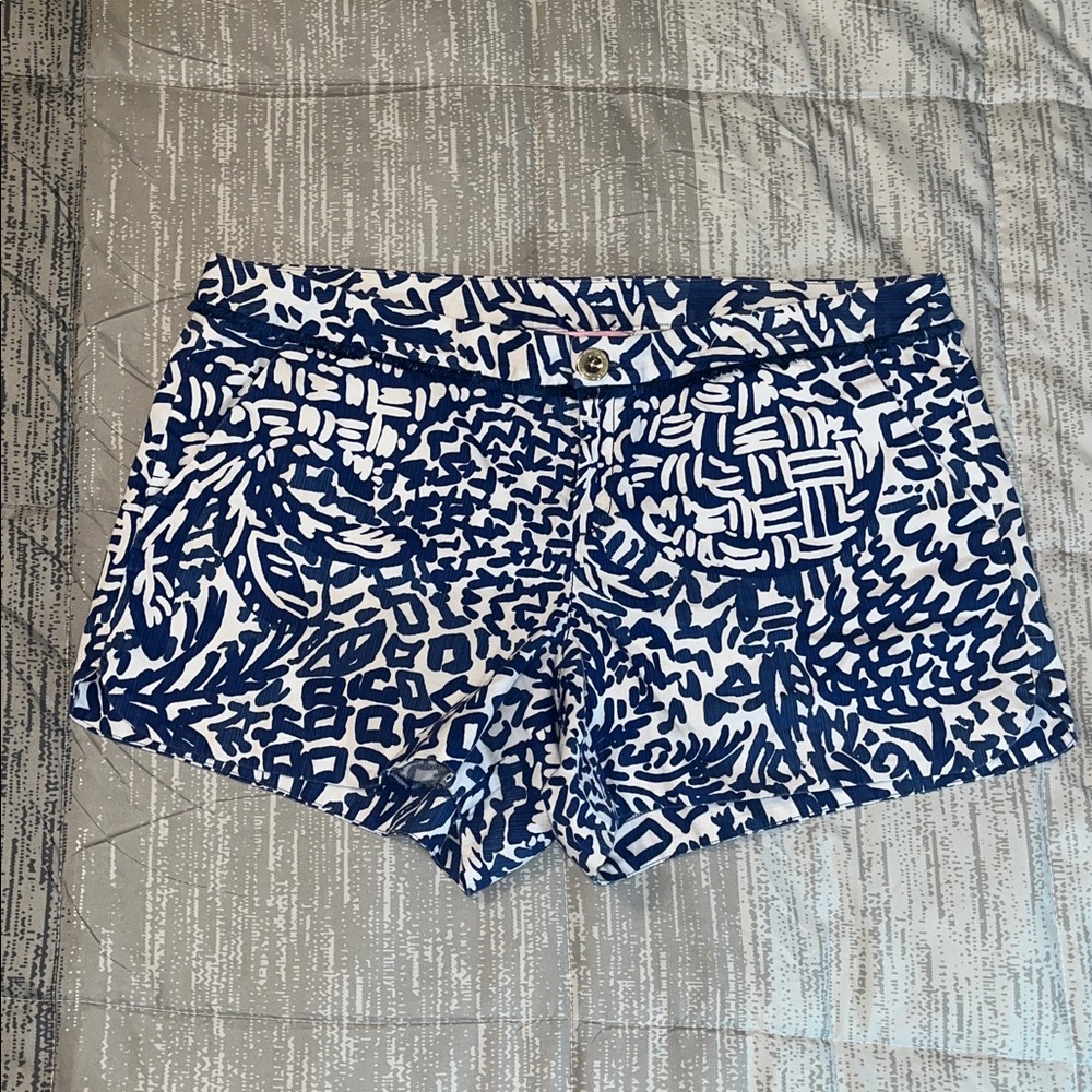 Lilly Pulitzer Blue and White Printed Women’s Shorts